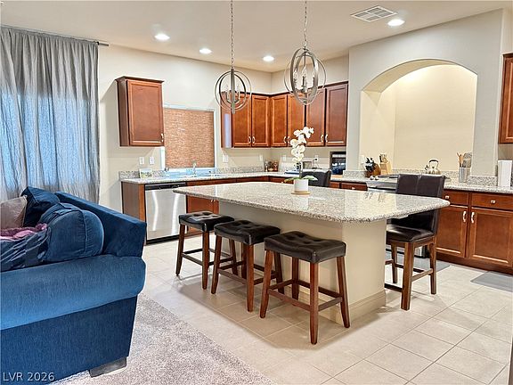 3rd image of 5878 Iris Vineyards Ave