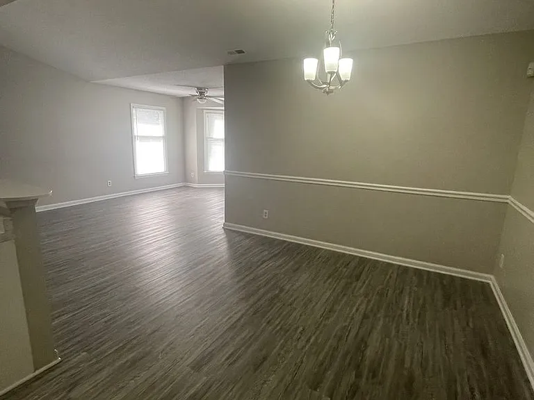 6246 Rosecroft Dr — Photo 6