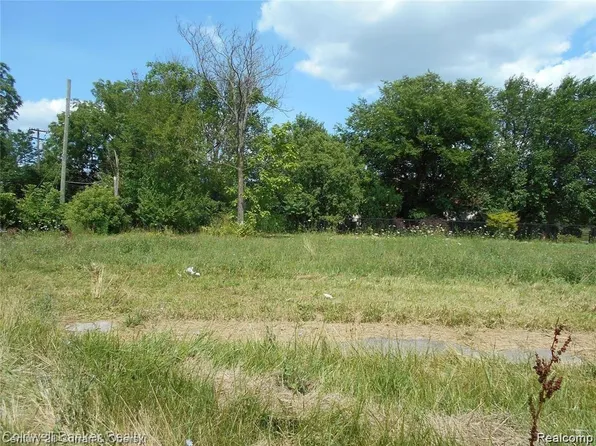 4842 24th St, Detroit, MI 48208