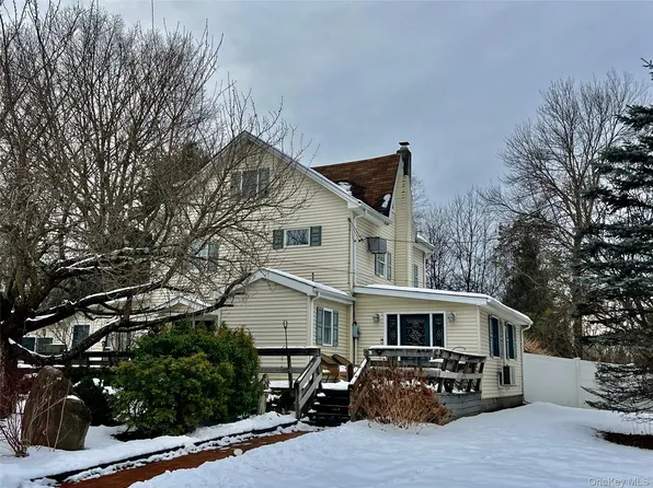 1896 Route 44 55, Modena, NY 12548