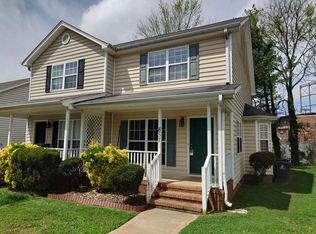 857 Salem Pointe Ln, Winston Salem, NC 27101