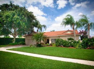 10126 Hunt Club Ln, Palm Beach Gardens, FL 33418