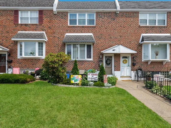2853 Tremont St, Philadelphia, PA 19136