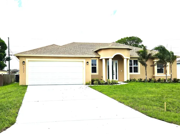 4252 SW Muncie Street, Port St Lucie, FL 34953