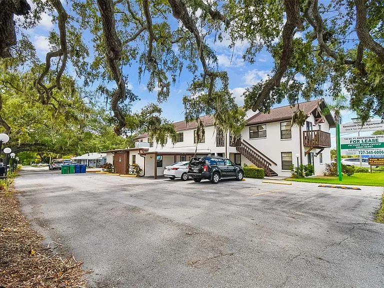 8423 Seminole Blvd #203 — Photo 4