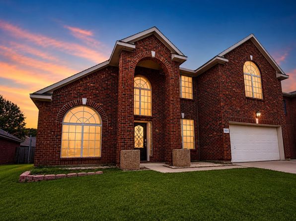 3527 Tamarack Dr