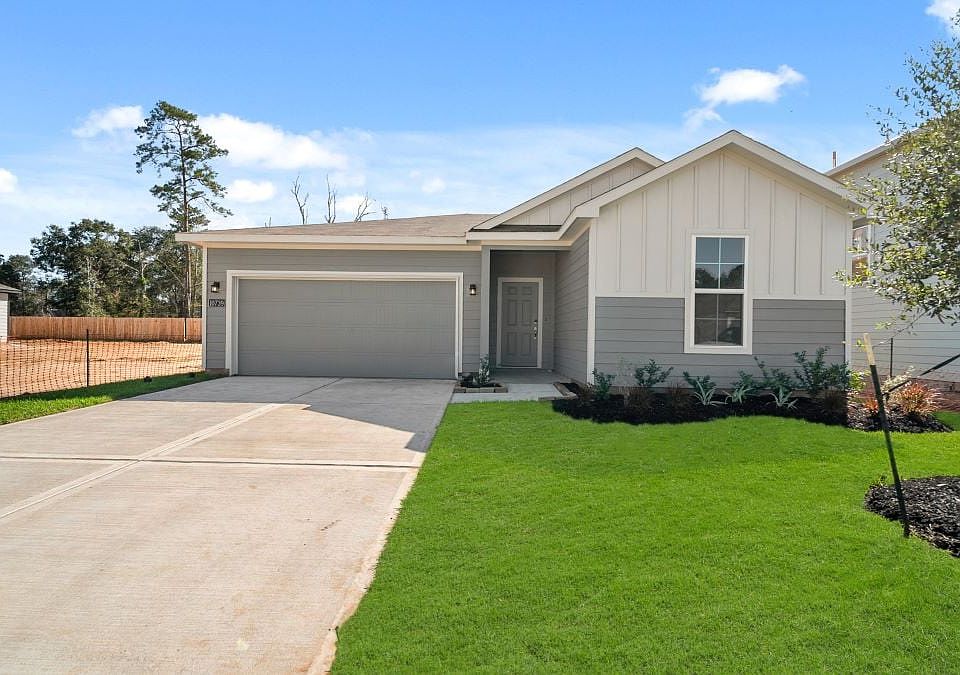 1st image of 10739 Red Flagstone Dr