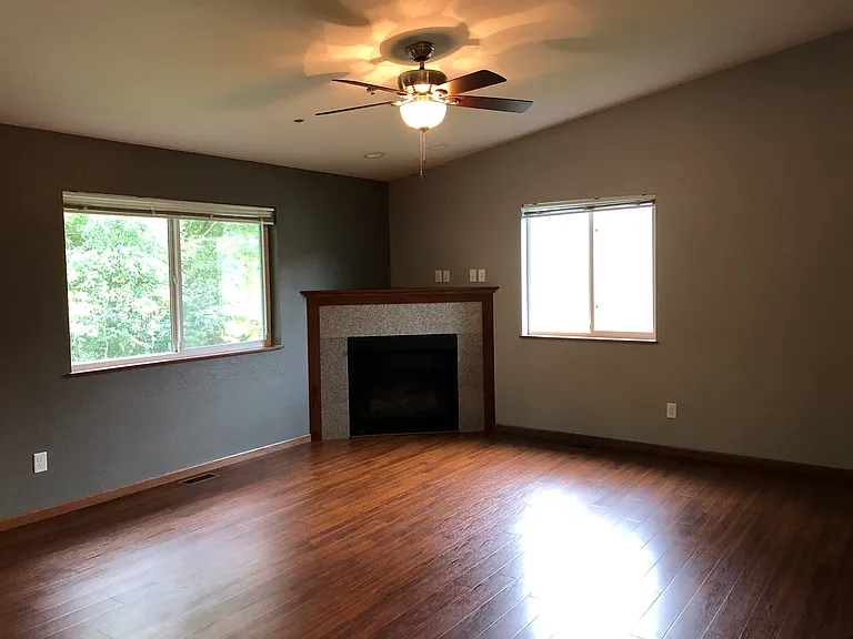 358 Sisters Ct — Photo 6