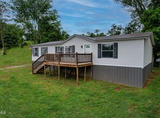 1830 Dover Rd, Morristown, TN 37813