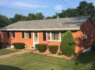 48 Beverley St, Verona, VA 24482