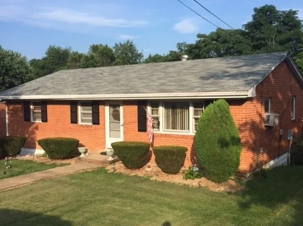 48 Beverley St, Verona, VA 24482
