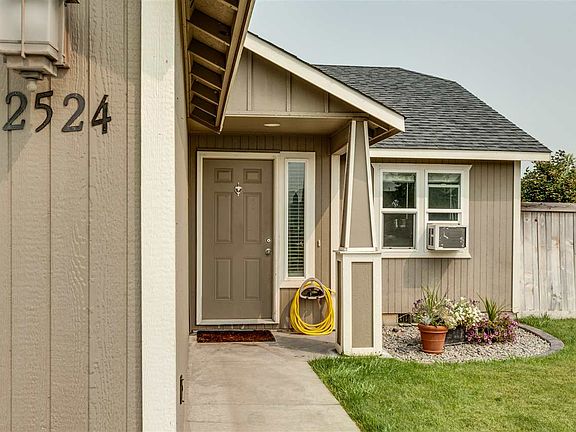 2nd image of 12524 4th Ave