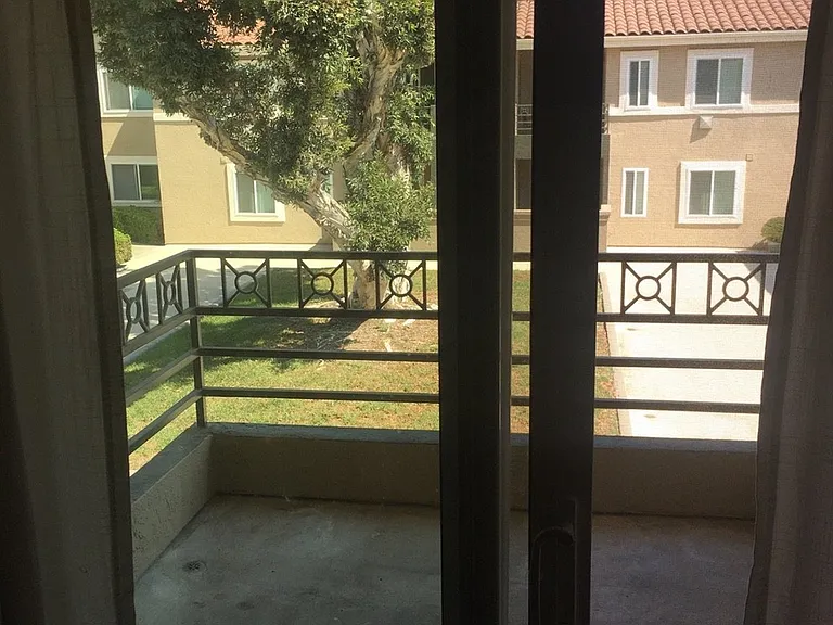 7405 Charmant Dr #2404 — Photo 6