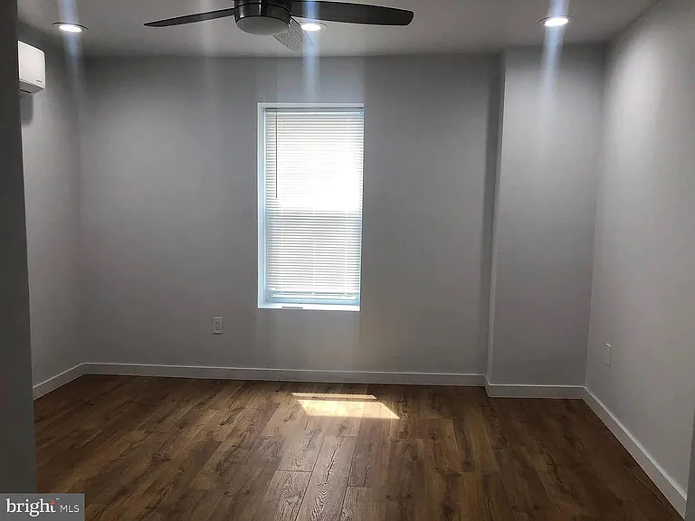 2904 Poplar St #3 — Photo 7