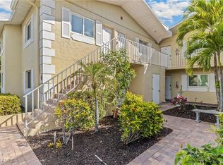 8127 Country Rd UNIT 201, Fort Myers, FL 33919