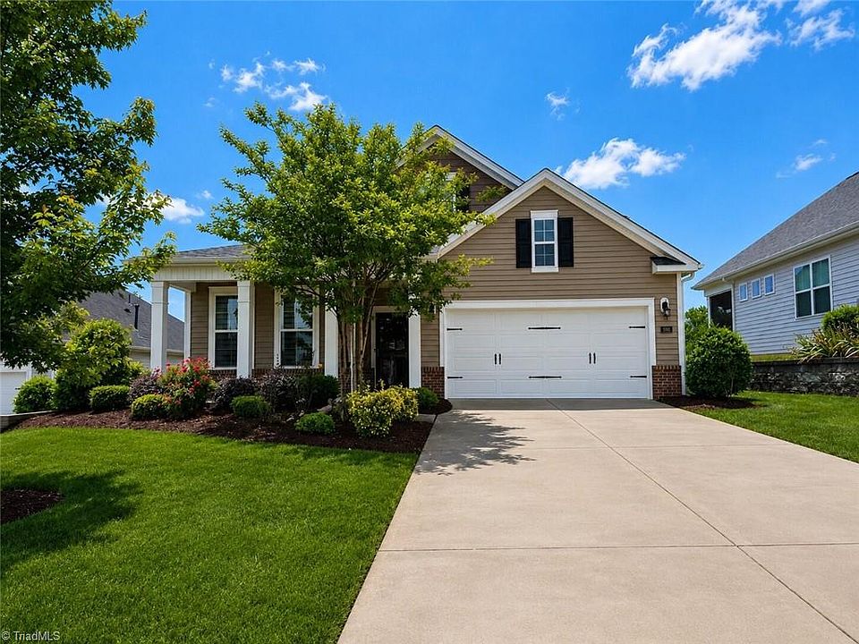 1st image of 5026 Garnet Hill Dr