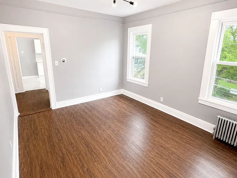 192 Mapes Ave #2 — Photo 11