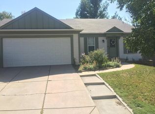 19880 E Amherst Dr, Aurora, CO 80013