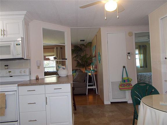 4th image of 796 Grado Dr