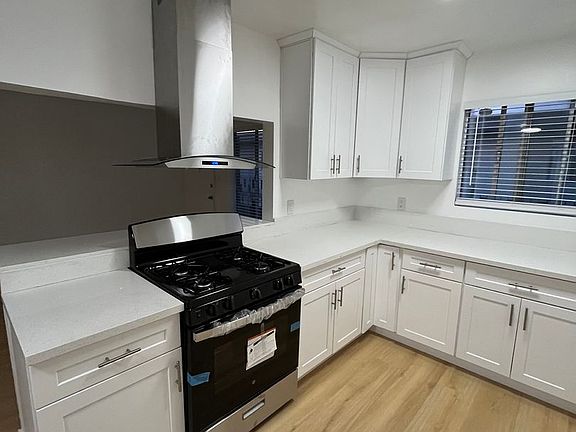 2nd image of 2619-2631 Brighton Ave #2631-05