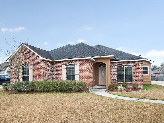 2nd image of 15209 Chrissy Dr