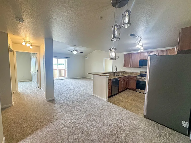 4905 Hahns Peak Dr #202 — Photo 8