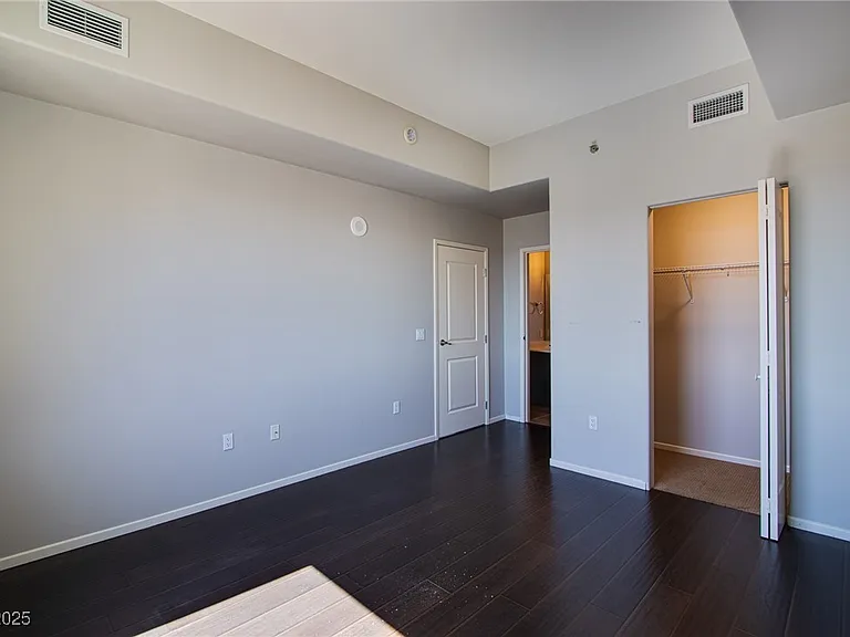 8255 Las Vegas Blvd S #1702 — Photo 17
