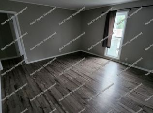 405 Roosevelt Rd APT 2, Valparaiso, IN 46383