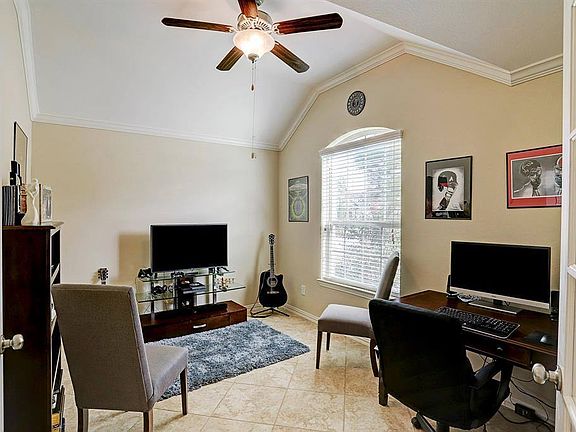 3rd image of 9535 Jayci Hills Ln