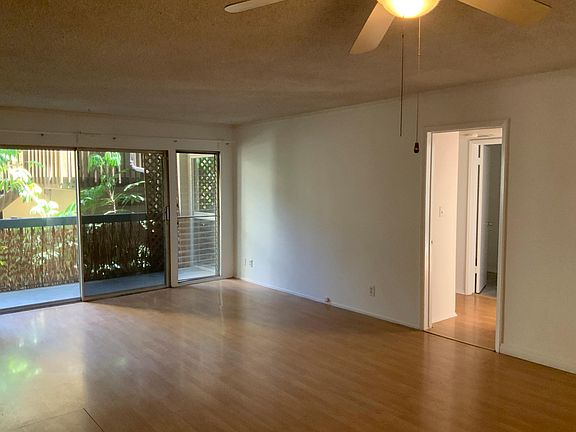 4th image of 5650 Cambridge Way Unit 4
