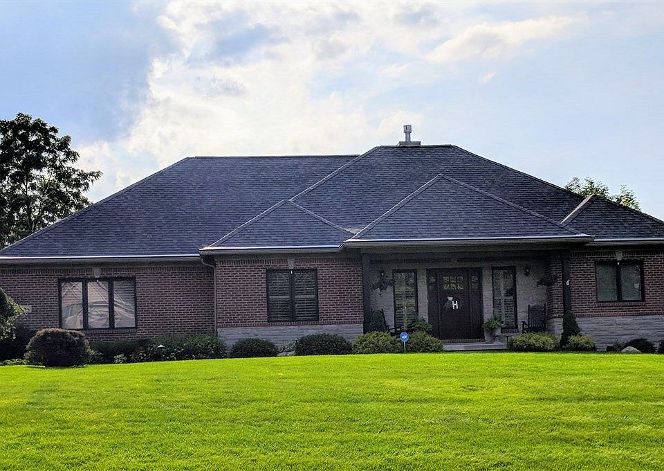 1st image of 6485 Shannon Glen Dr