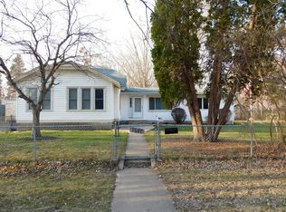 1697 Orange Ave E, Saint Paul, MN 55106