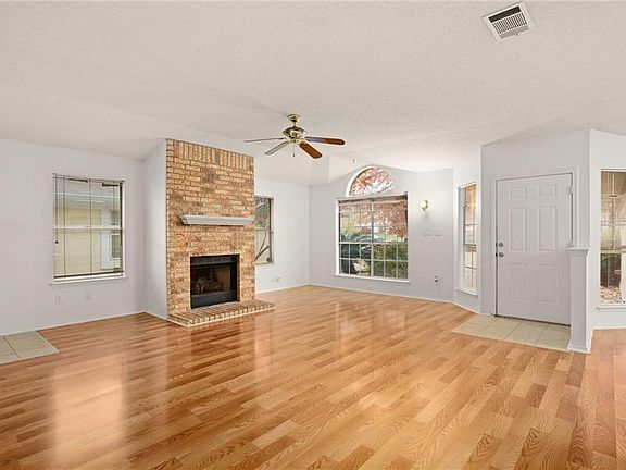 2nd image of 13910 Cambourne Dr