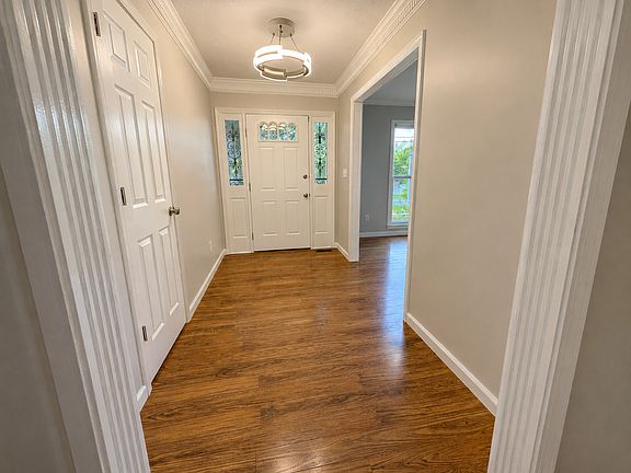 5th image of 3701 Hunsinger Ln