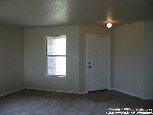1st image of 10242 Shady Mdws