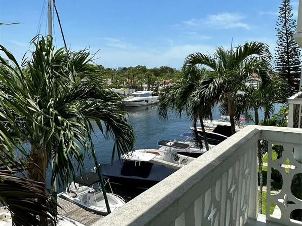 13155 Ixora Court #307, North Miami, FL 33181