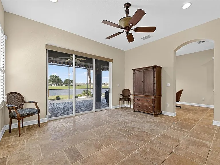 1039 Emerald Dunes Dr — Photo 19