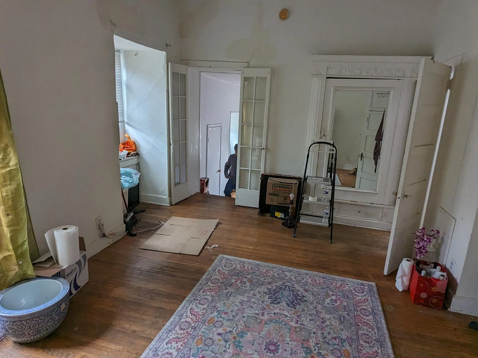 1 bed, 700 sqft, $1,200 — Photo 1