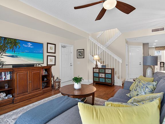 5th image of 423 Capistrano Drive