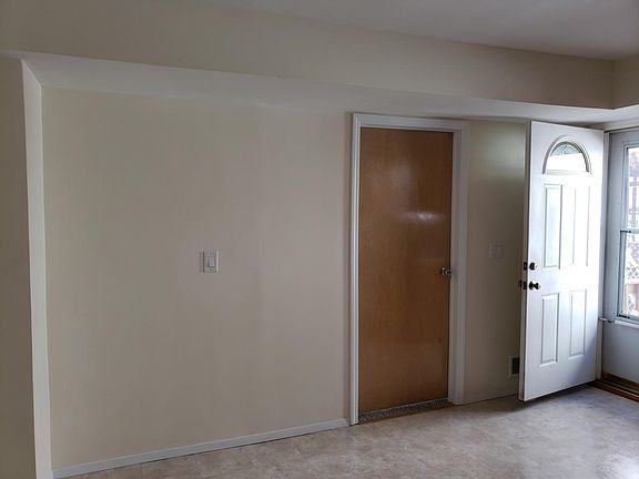 5th image of 74 Croft Pl Floor 1