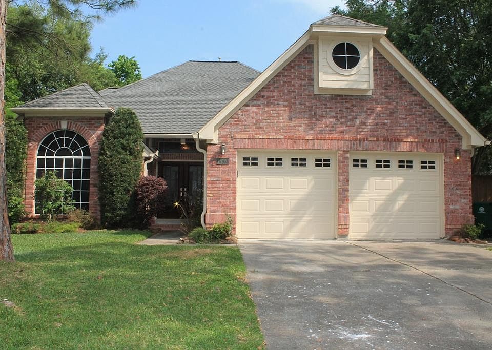 1st image of 15103 Farndale Dr