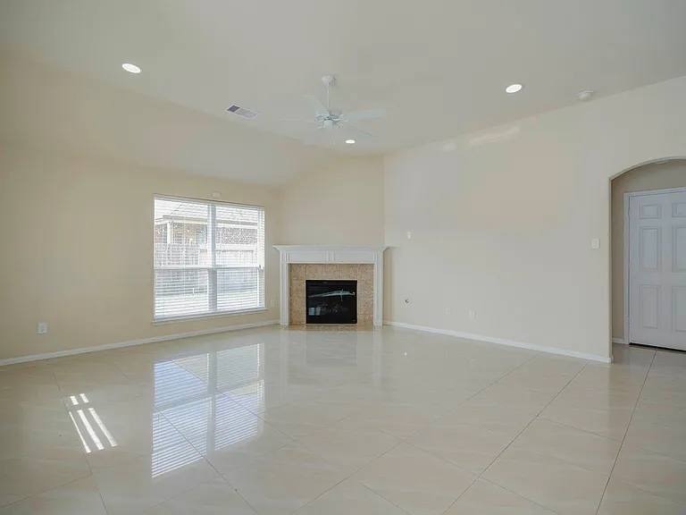 15115 Russet Bend Ln — Photo 22