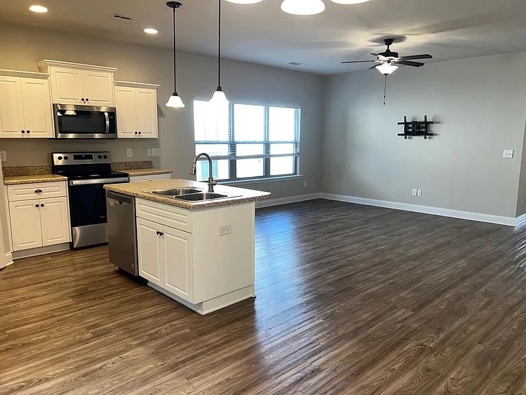 187 Bay Meadows Dr SW — Photo 10