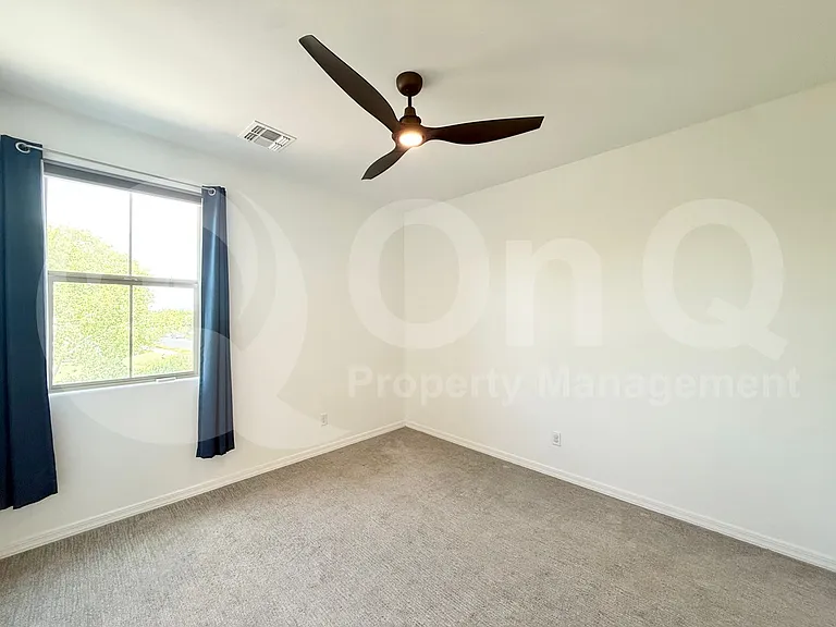 4602 S Flare — Photo 33