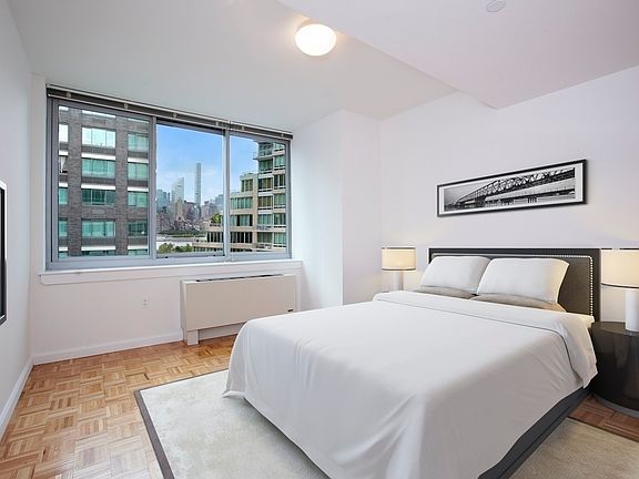 5th image of 47-05 Center Blvd #708