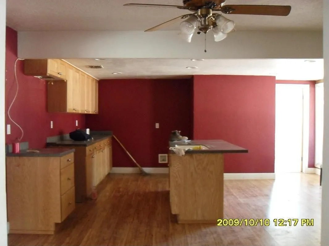 1085 N Brawley Ave photo 1