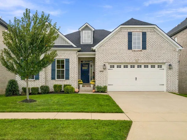 656 Sunny Landing Trl, Lexington, KY 40515