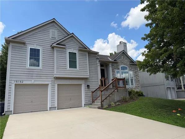 15152 W 157th Ter, Olathe, KS 66062