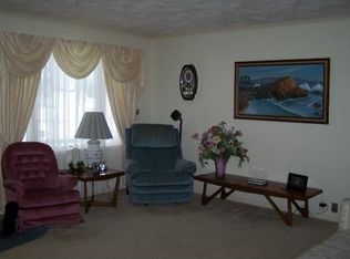 101 Markham Dr, Brookfield, MO 64628