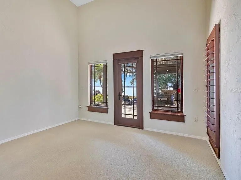 10577 Down Lakeview Cir — Photo 58